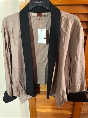 Ashley By 26 International taupe blazer with black trim